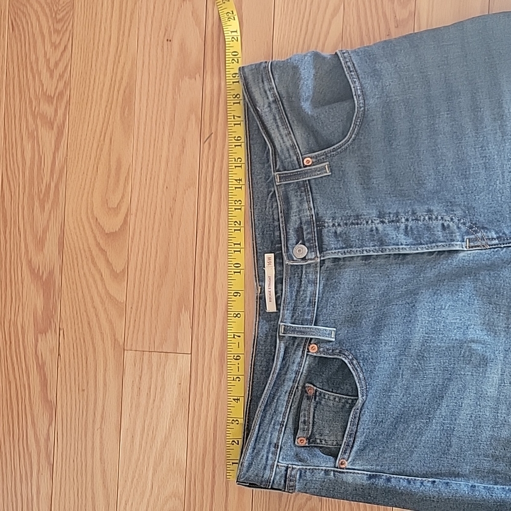 Levi's Ribcage Straight - Picture 6 of 13